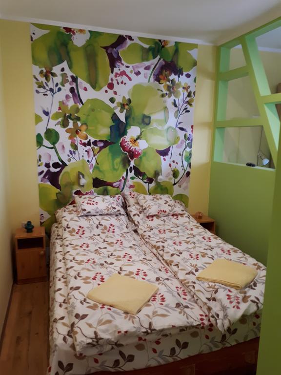 Rozmaring Apartmanok Gyula Eksteriør bilde